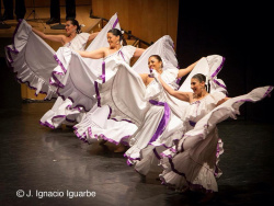 Grupo Folklorico - Kostarika